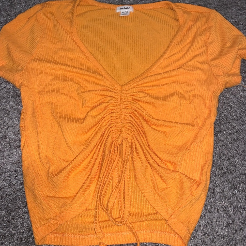 Crop top
